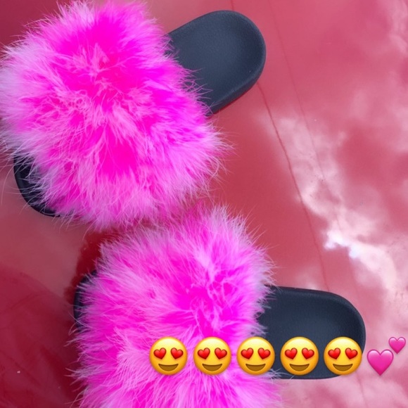 Furry Slides - Picture 2 of 4